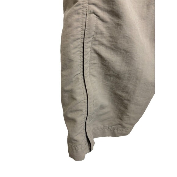 The North Face Men’s Convertible Cargo Pants Shorts Pockets Beige Nylon Hiking - Picture 12 of 16